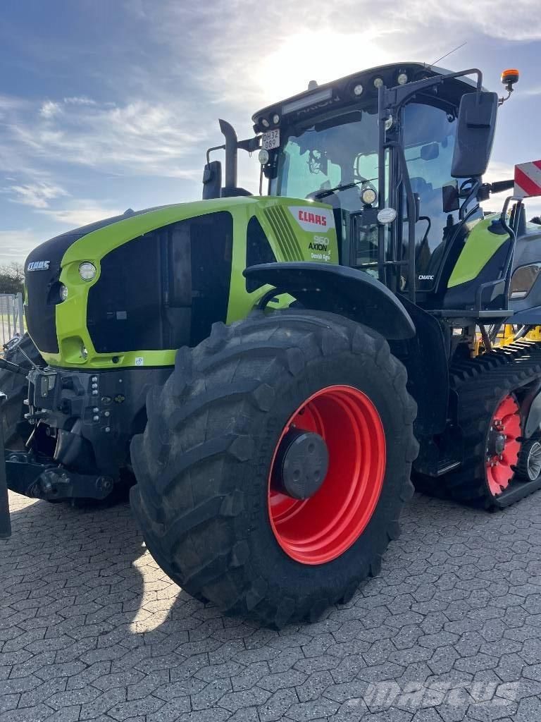 CLAAS AXION 960TT Трактори
