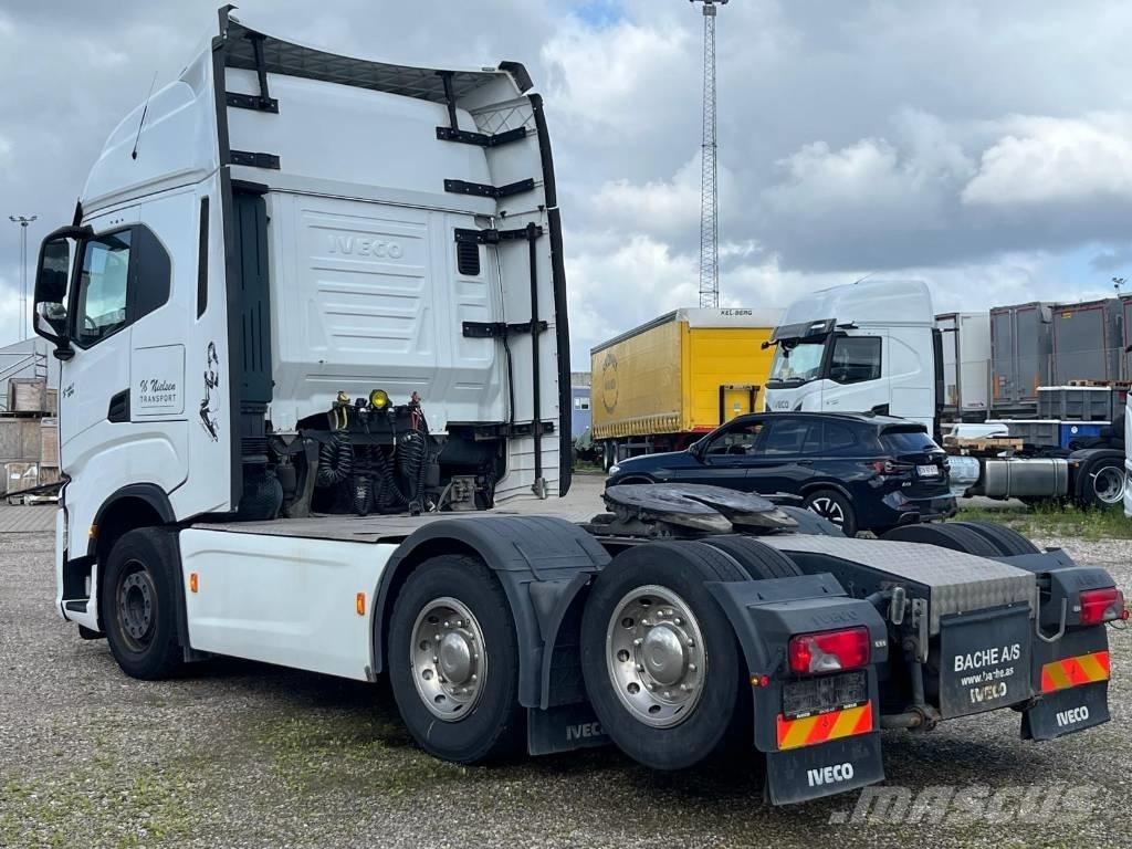 Iveco S-Way 570 Тягачі