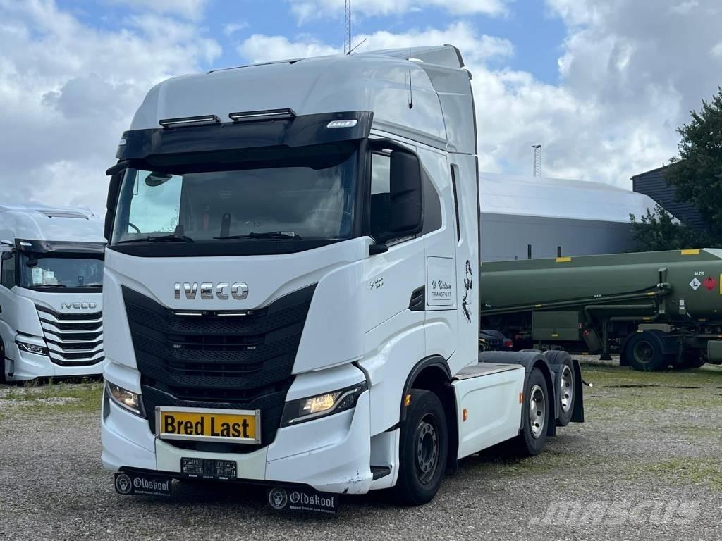 Iveco S-Way 570 Тягачі