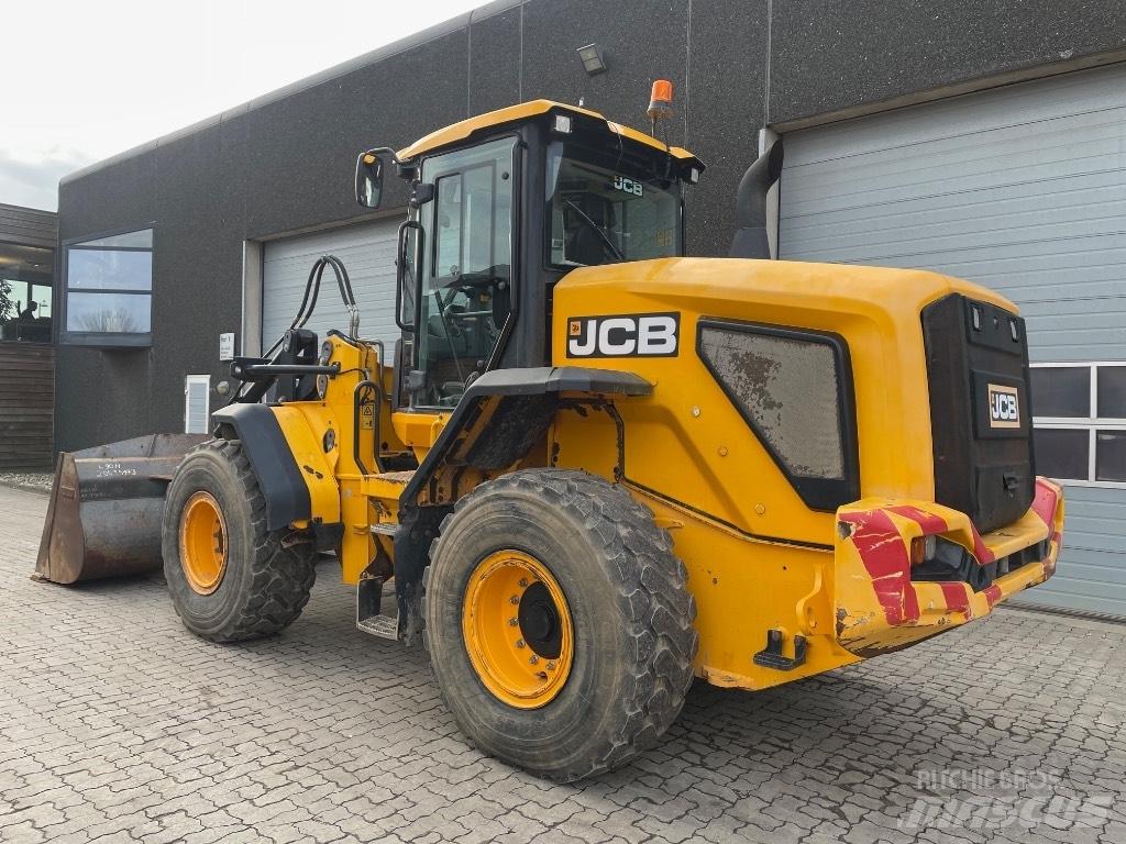 JCB 427HT Фронтальні навантажувачі