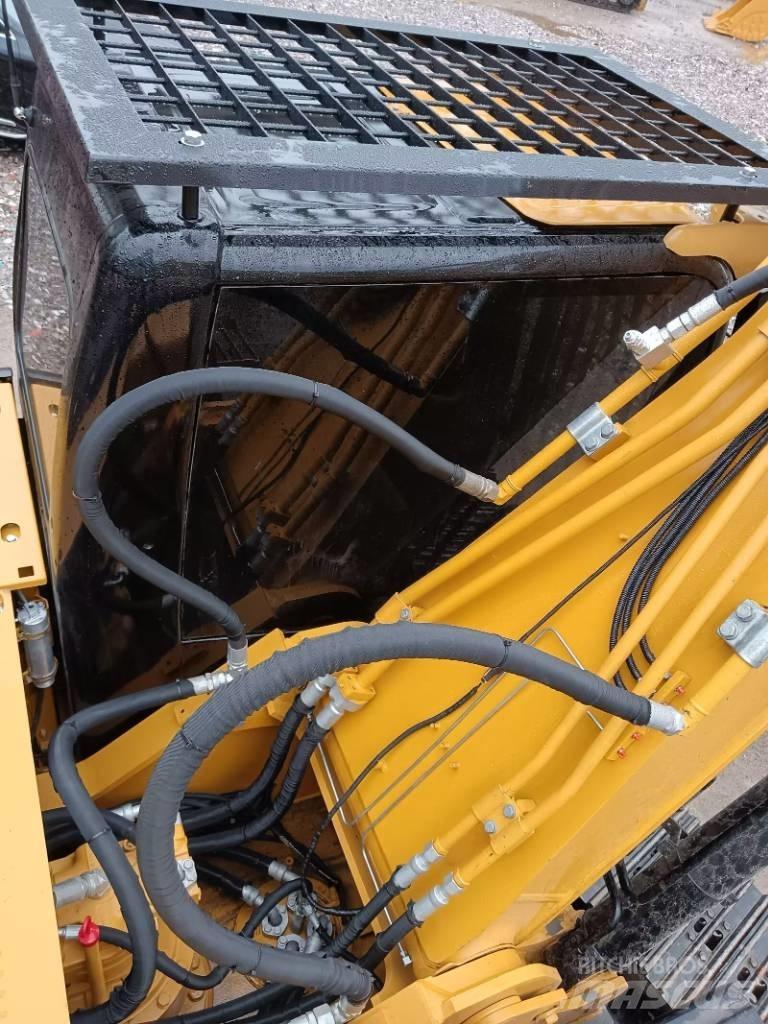 CAT 324DL Гусеничні екскаватори