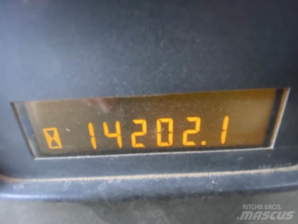 CAT 120 H Грейдери
