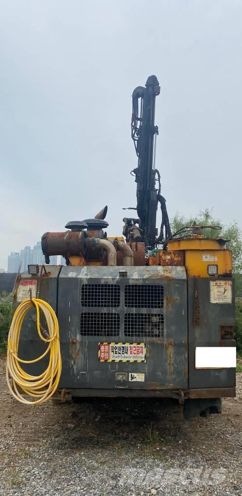 Junjin JD 1400 E Мобільні бурові установки