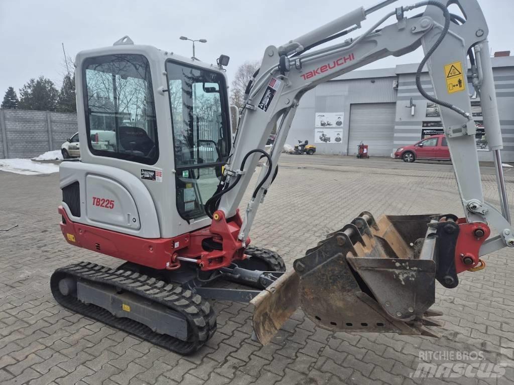 Takeuchi TB 225 Міні-екскаватори < 7т