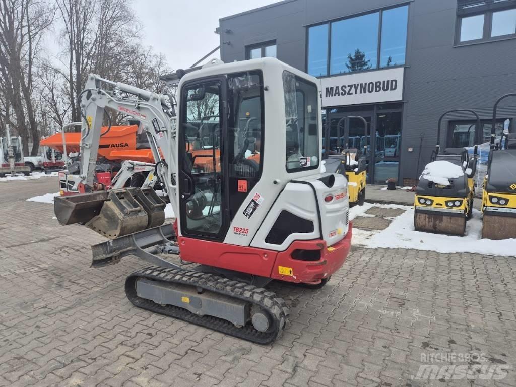 Takeuchi TB 225 Міні-екскаватори < 7т
