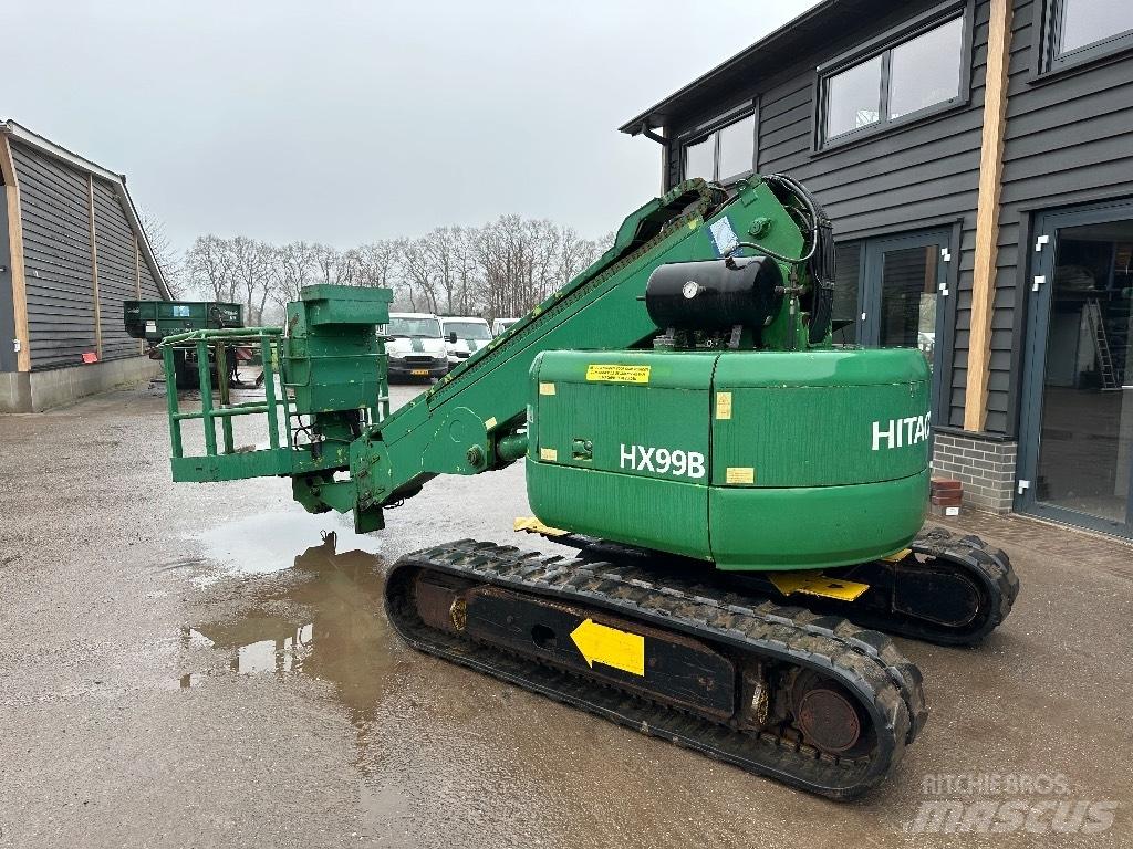 Hitachi HX 99 B Телескопічні підйомники
