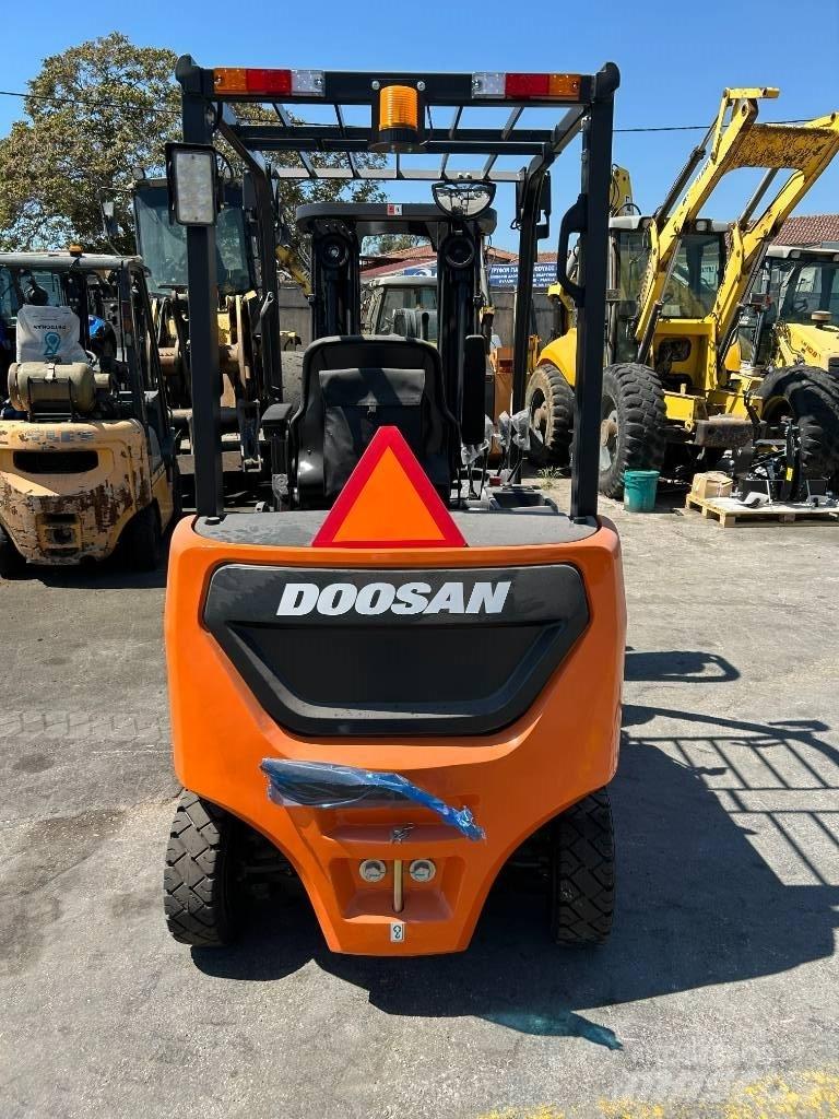 Doosan B 25 NS Електронавантажувачі