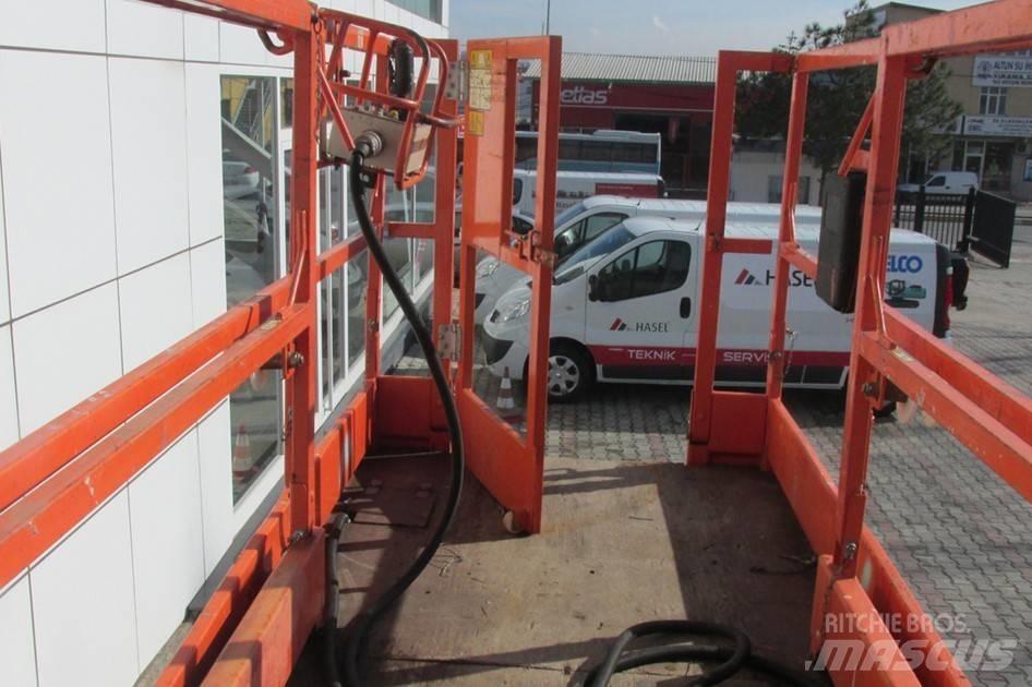 JLG 180-12 Підйомники-ножиці