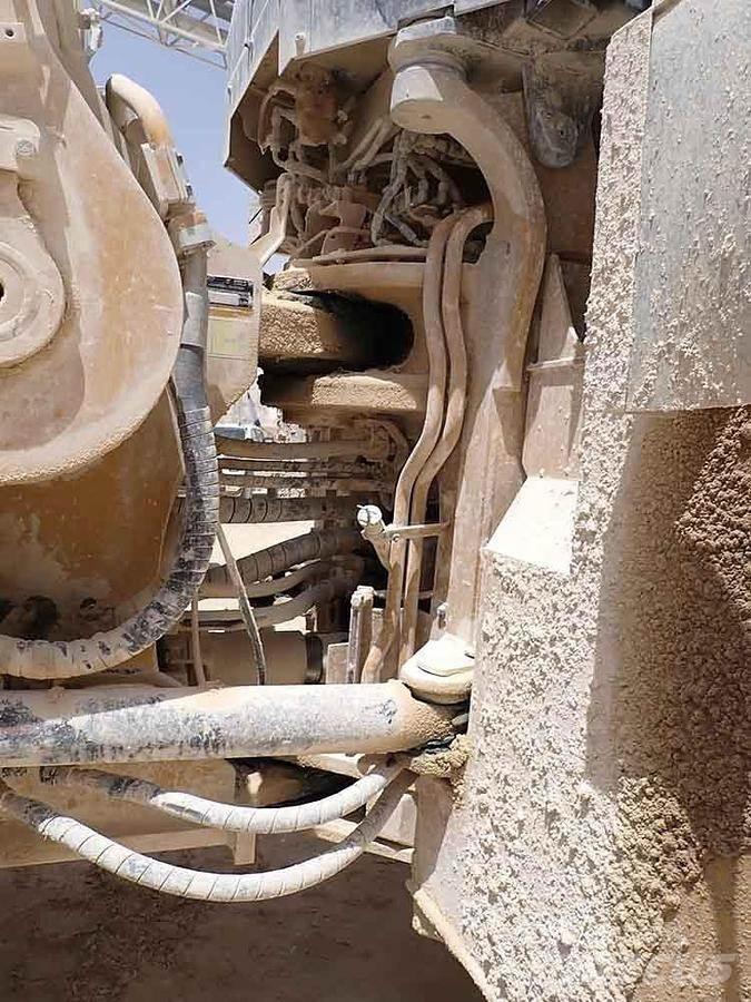 CAT 988K Фронтальні навантажувачі