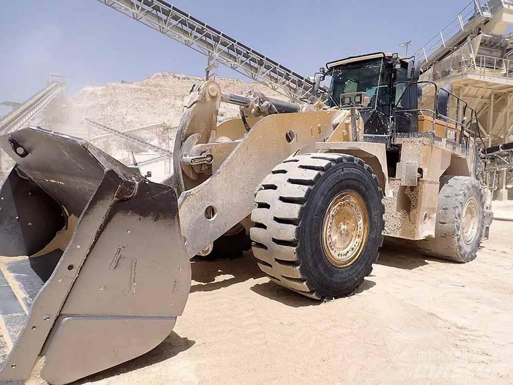 CAT 988K Фронтальні навантажувачі