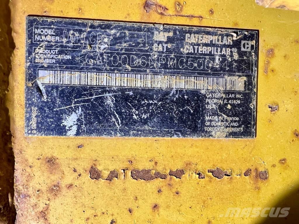 CAT D6N LGP Гусеничні бульдозери