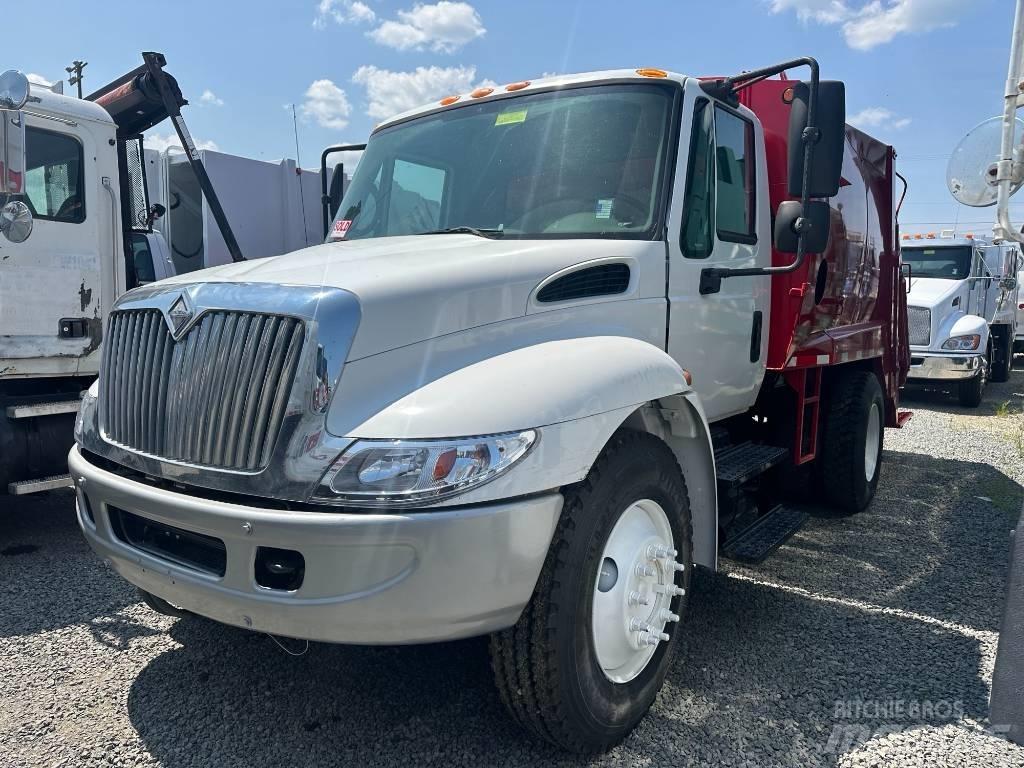 International 4300 Сміттєвози