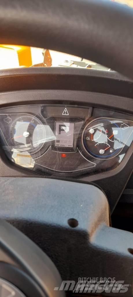Hyundai HL 975 Фронтальні навантажувачі
