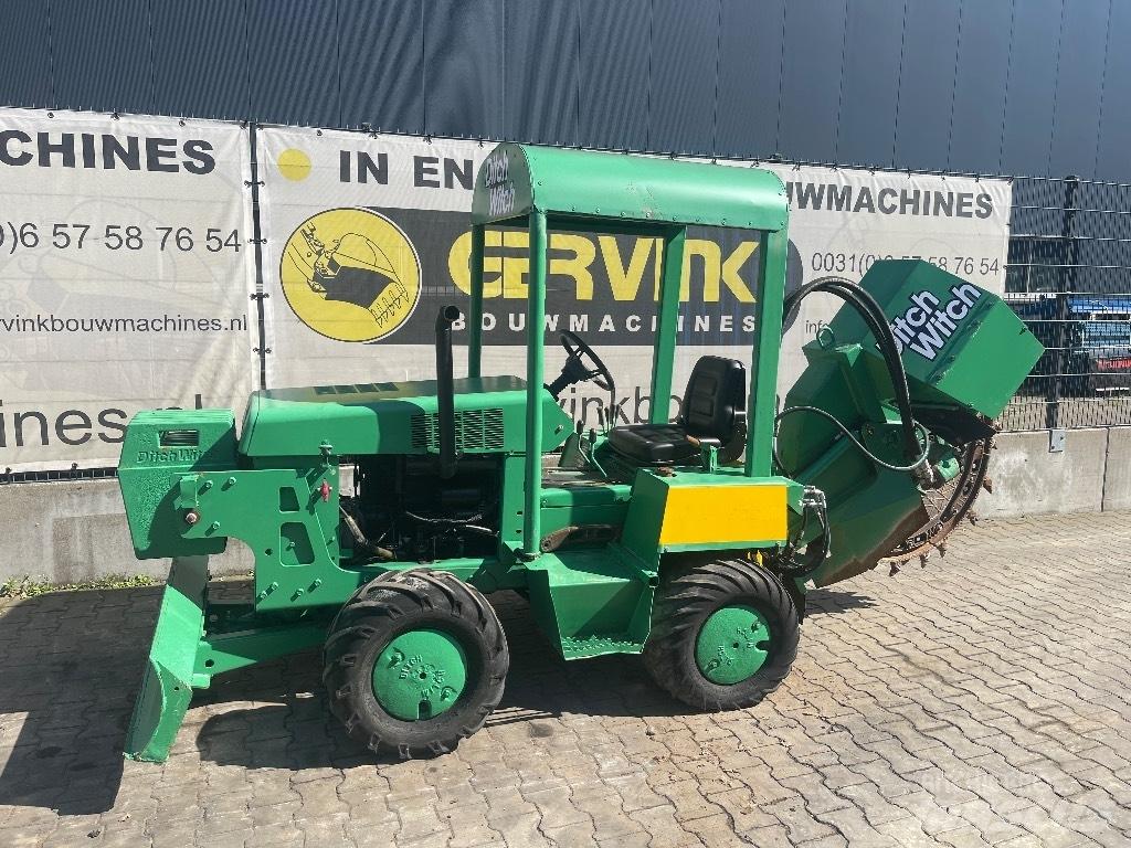 Ditch Witch 3500 DD Канавокопачі