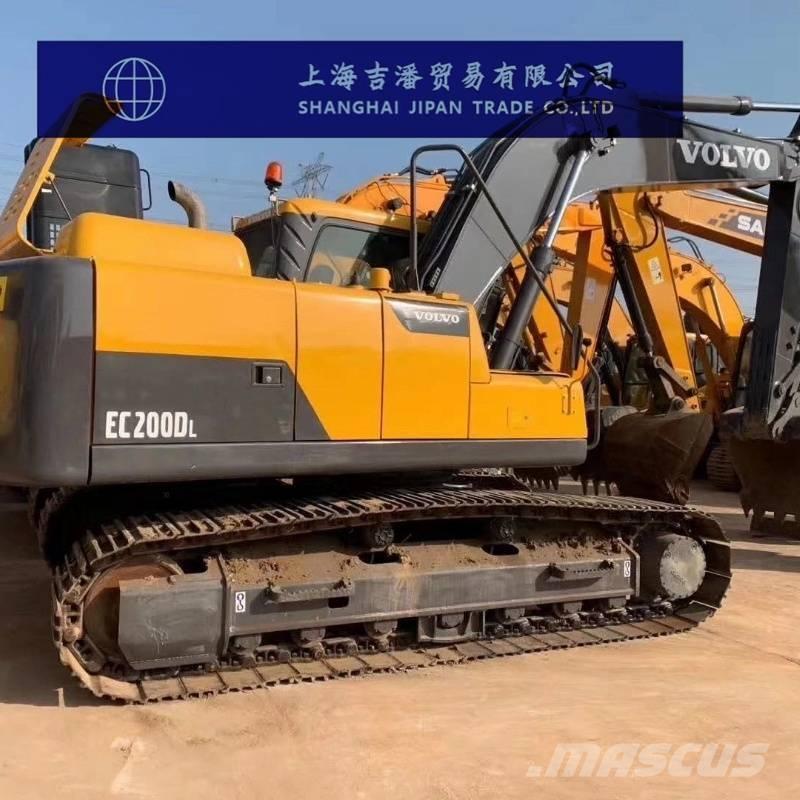 Volvo EC 200 Гусеничні екскаватори