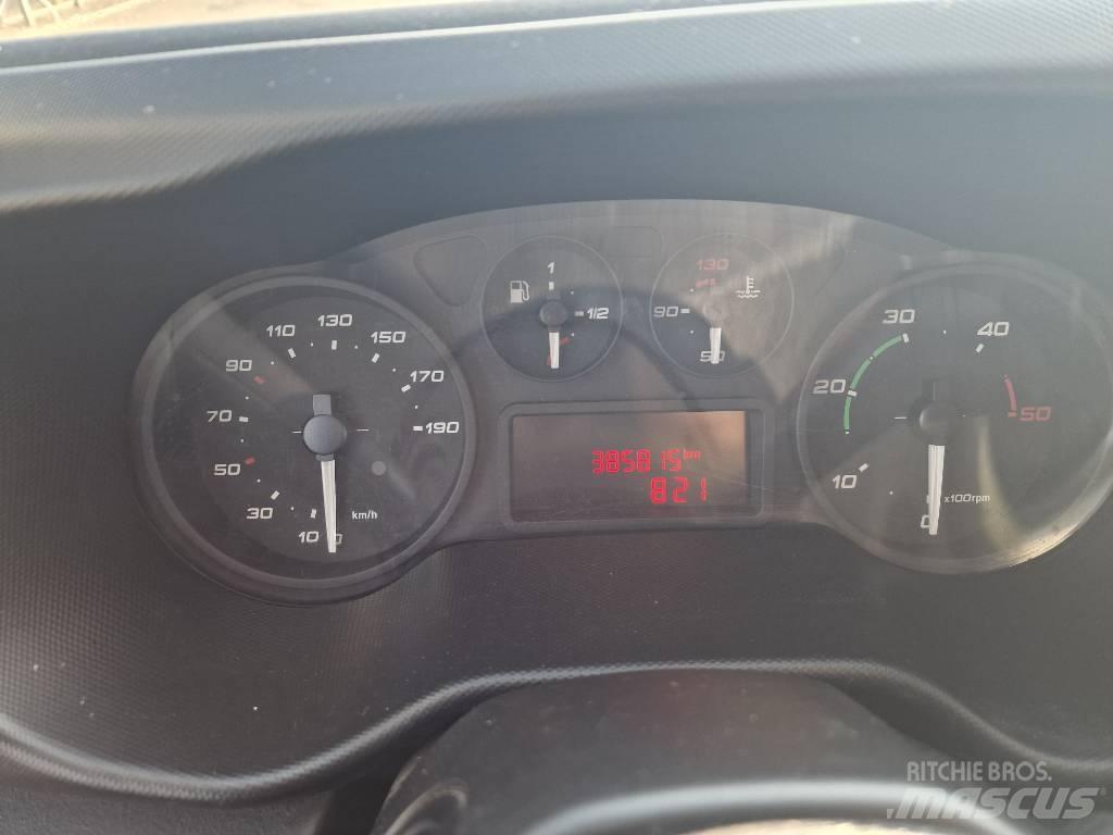 Iveco Daily 35 S11 Панельні фургони
