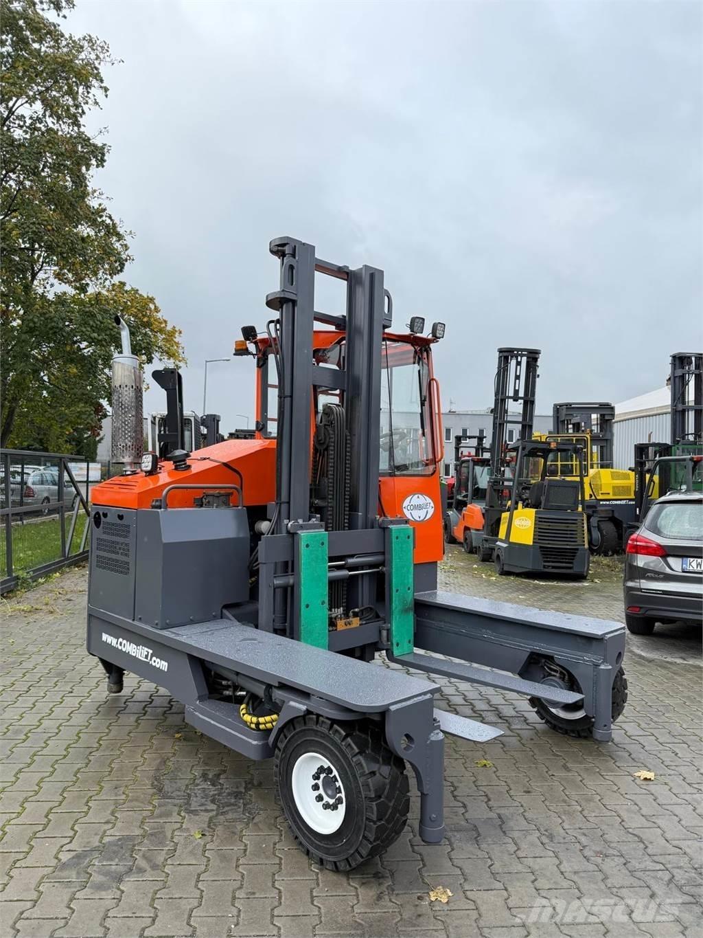 Combilift C5000 XL Чотириходові річ-траки