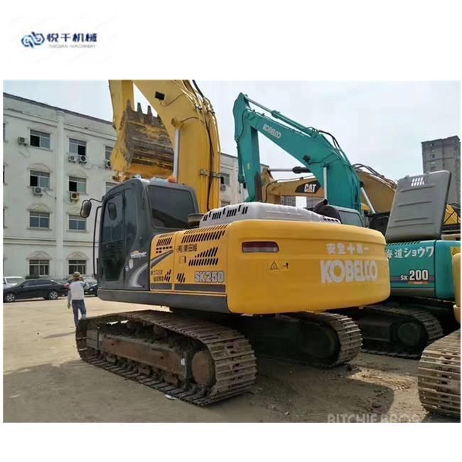 Kobelco SK 250 Гусеничні екскаватори