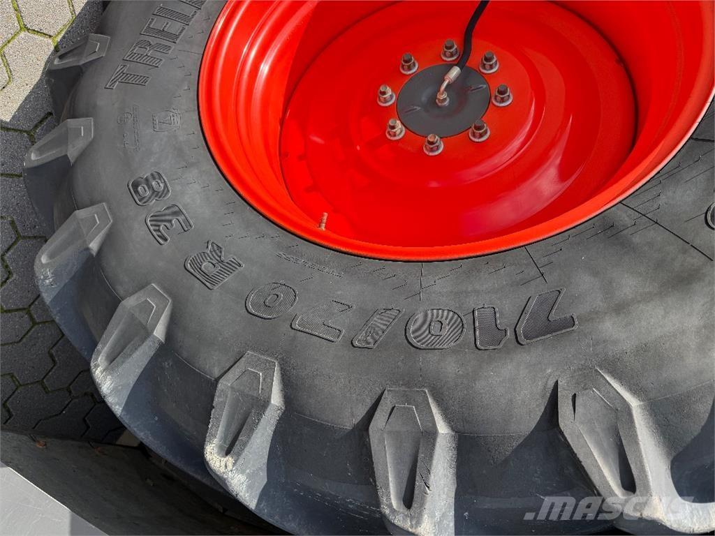 CLAAS Jaguar 940 Фуражні комбайни