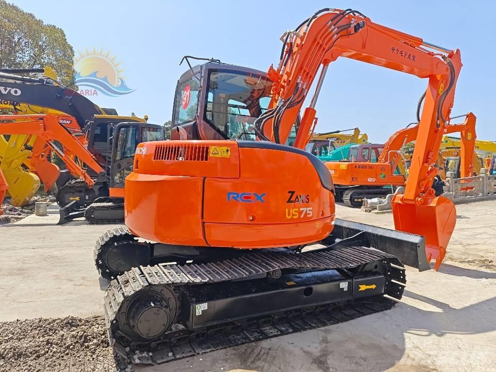 Hitachi ZX 75 Гусеничні екскаватори