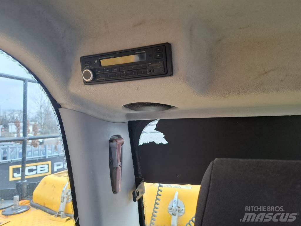 JCB JS 160 W Колісні екскаватори