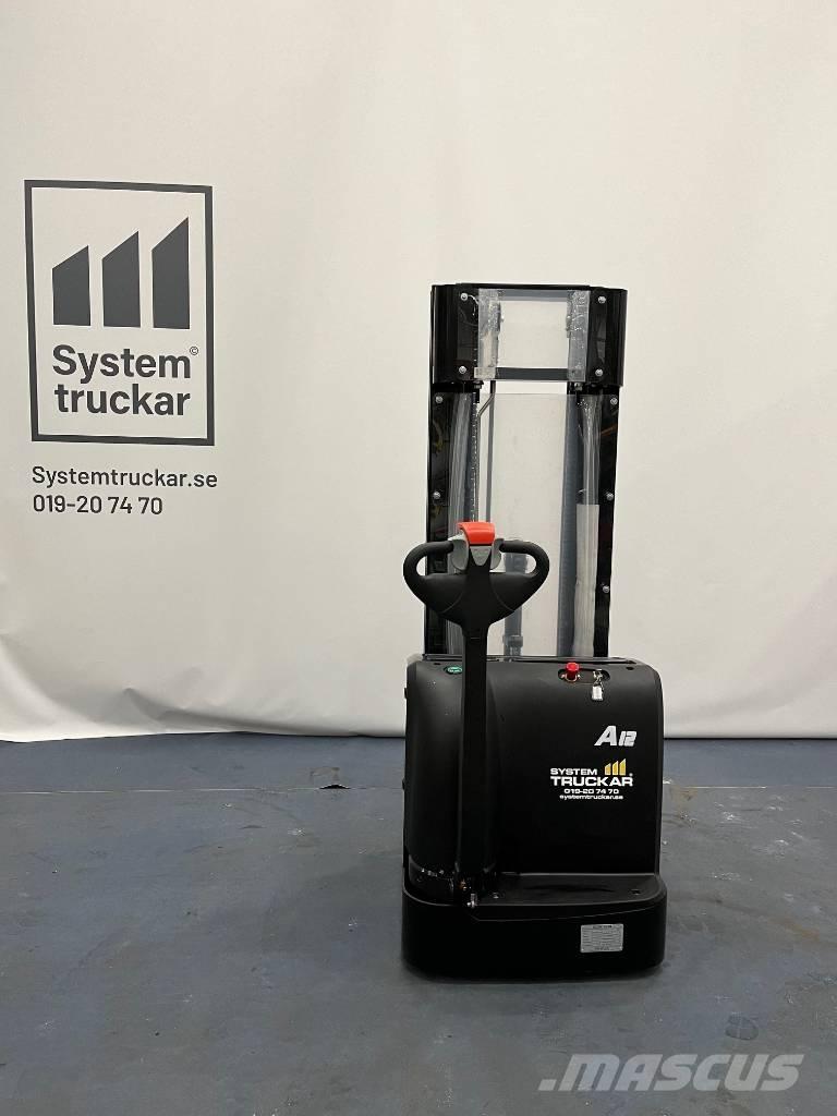 Hangcha CDD12 Самохідні електроштабелери