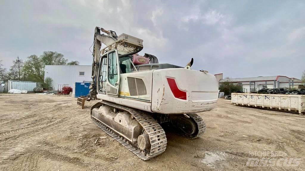 Liebherr R 924 Гусеничні екскаватори