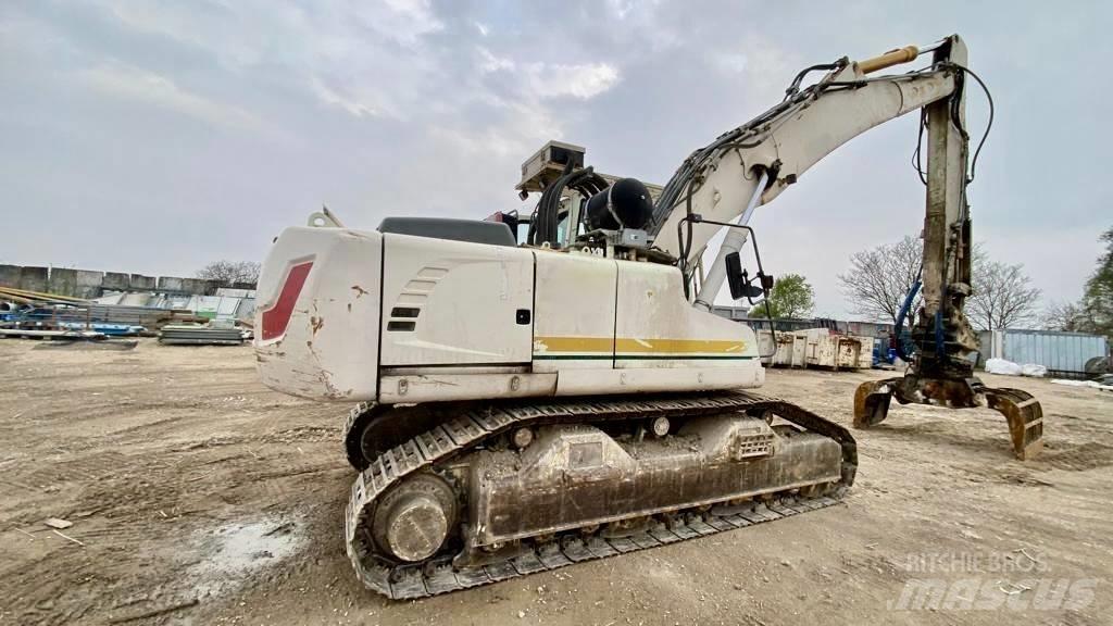 Liebherr R 924 Гусеничні екскаватори