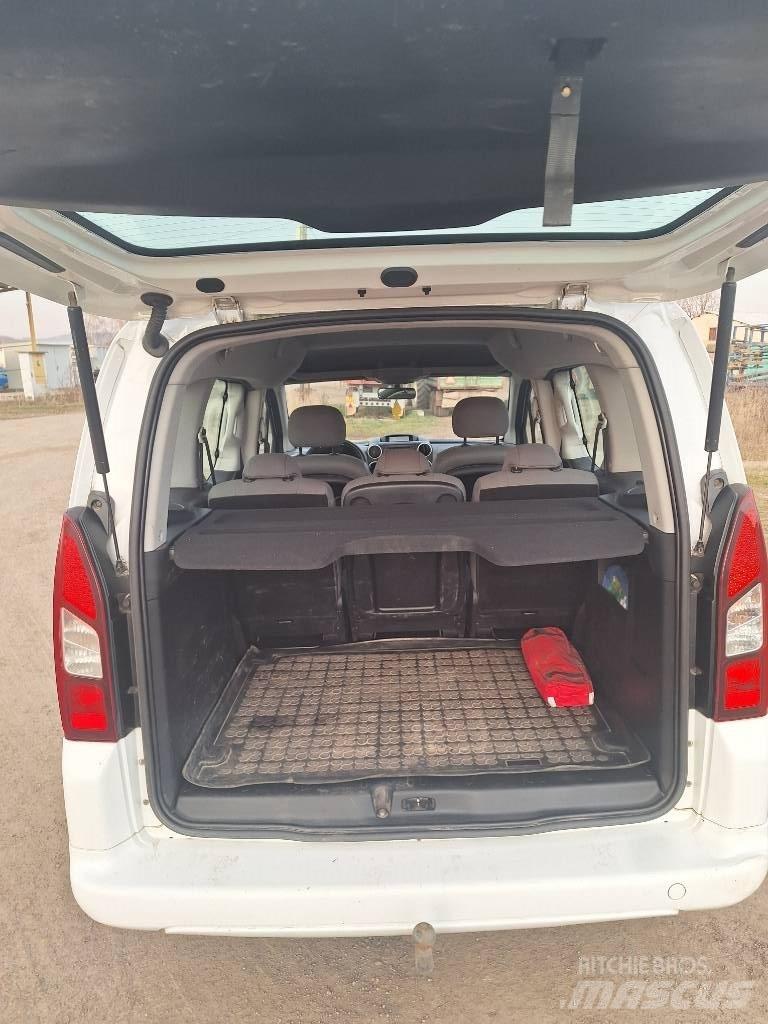 Citroën Berlingo Автомобілі