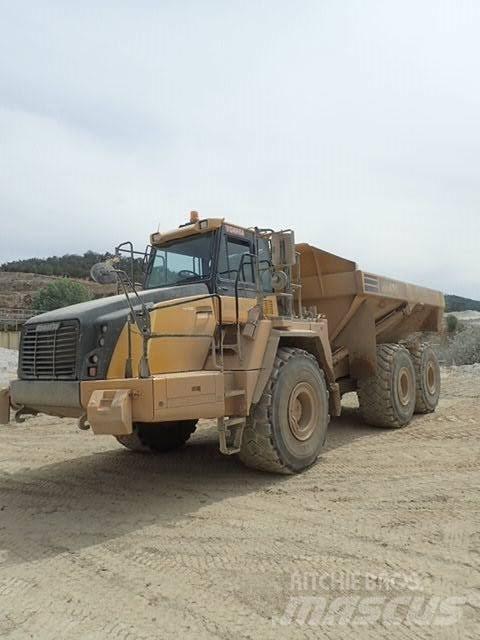 Komatsu HM400-5 Зчленовані самоскиди