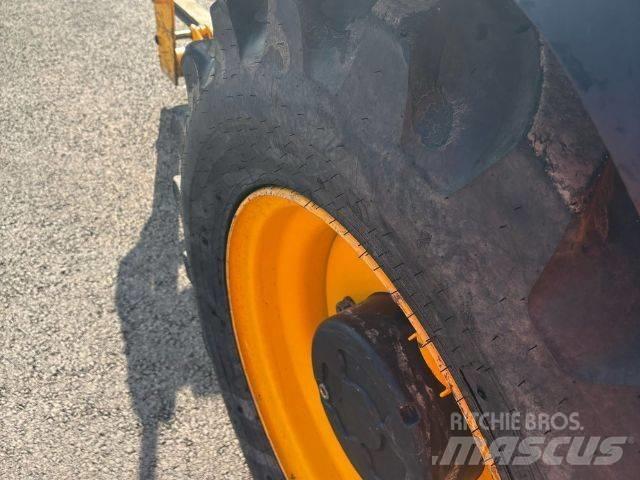 JCB 540-140 Телескопічні навантажувачі
