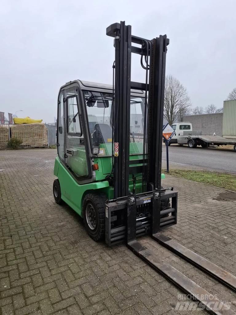 Cesab Mak400AC Електронавантажувачі