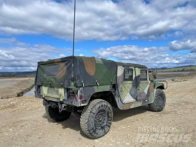 Hummer H 1 Автомобілі