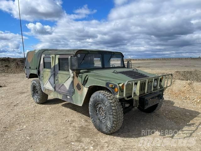 Hummer H 1 Автомобілі