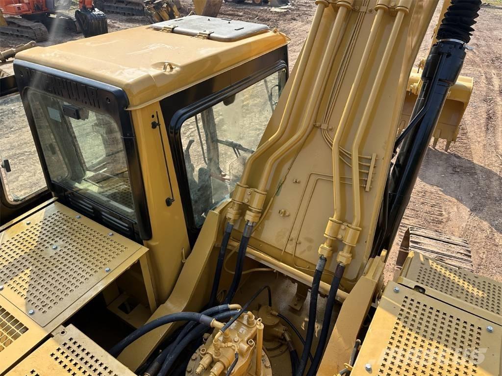 CAT 330 B L Гусеничні екскаватори