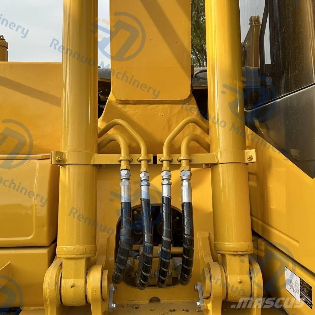 Komatsu PC 160 Гусеничні екскаватори