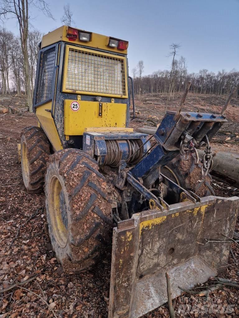 Hittner Ecotrac 55v Трельовочні трактора