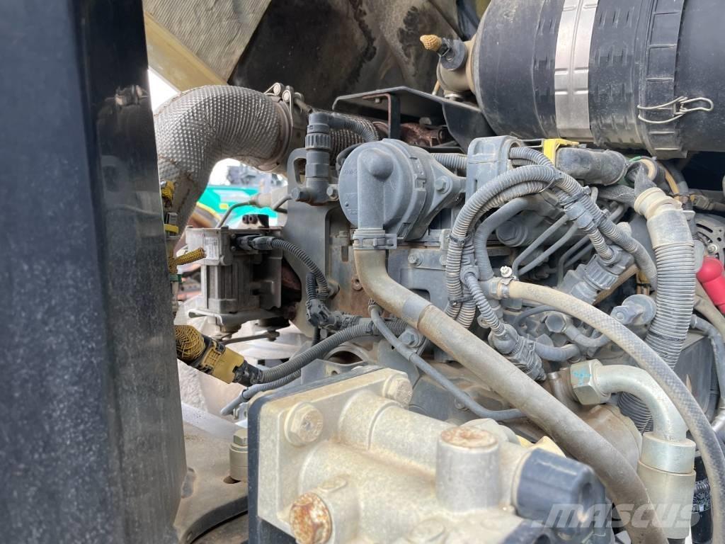 Bomag BW 216 DH-4 Грунтові котки