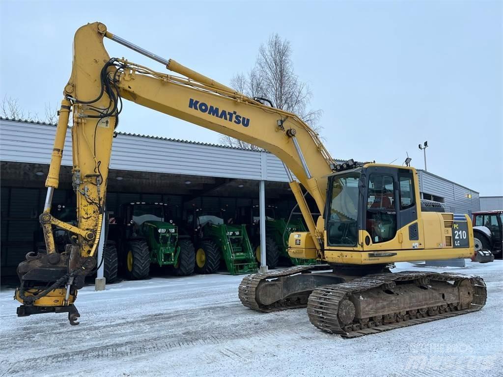 Komatsu PC210LC-8 Гусеничні екскаватори