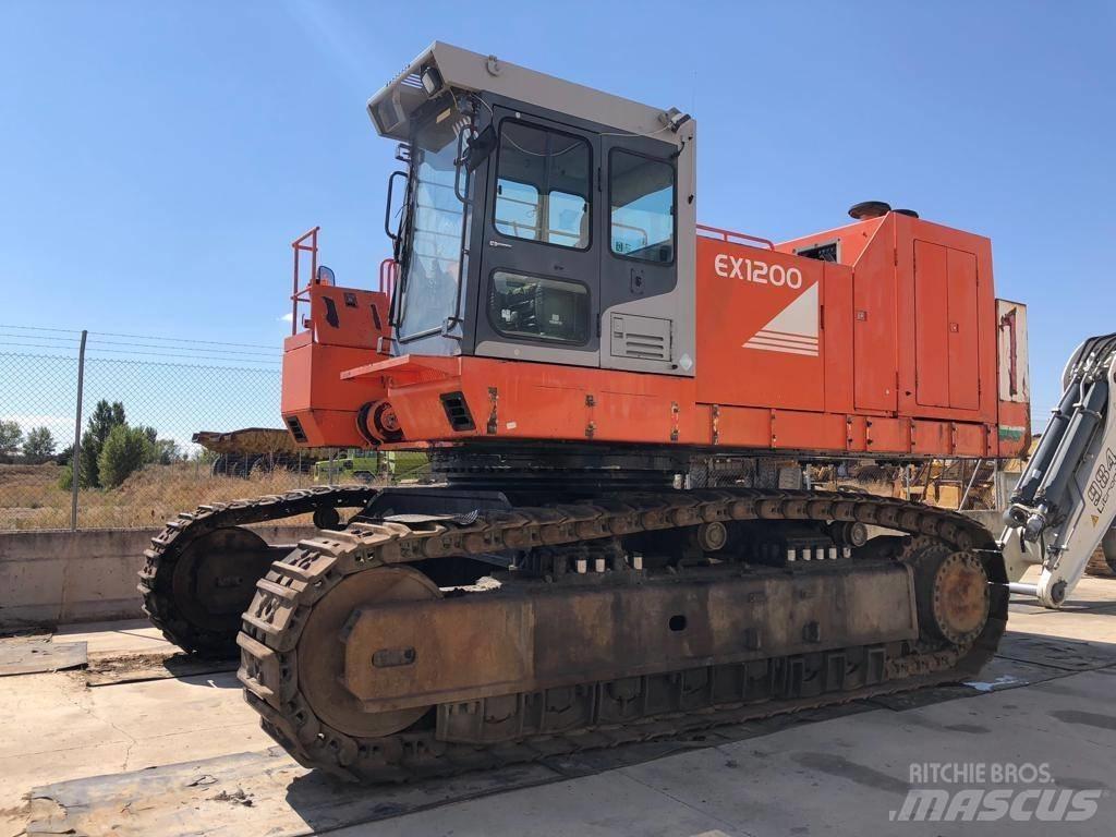 Hitachi EX 1200-5 D Гусеничні екскаватори