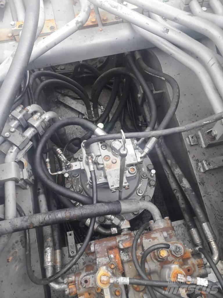 Hitachi EX 1200-5 D Гусеничні екскаватори