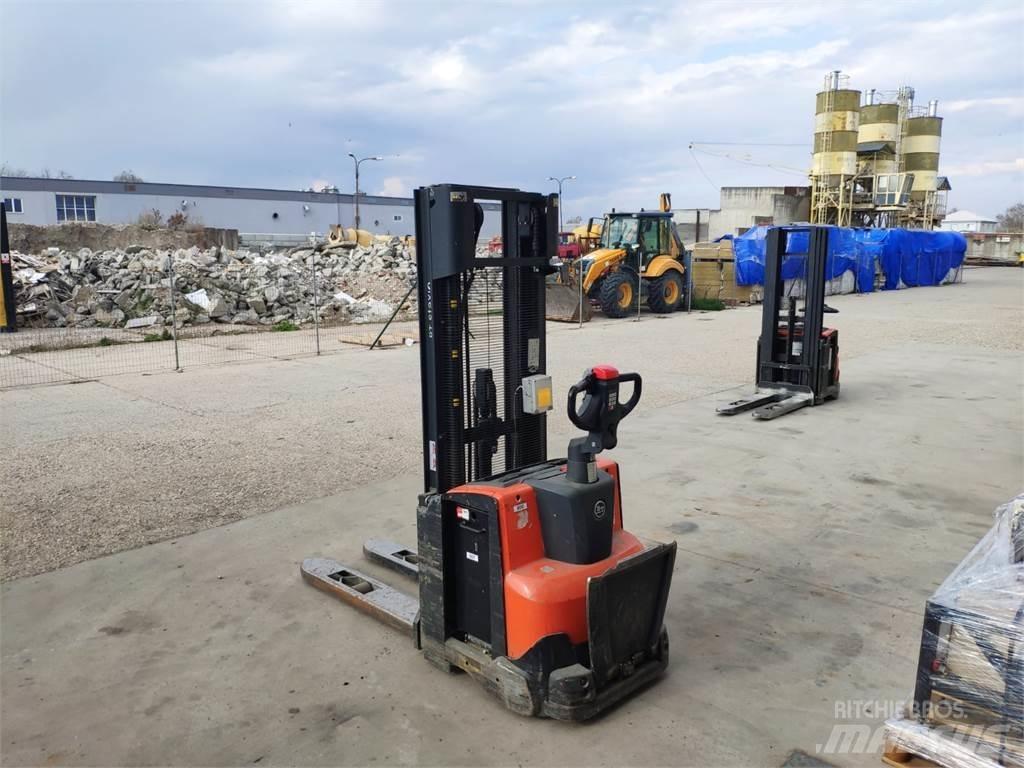 BT SWE120 Ручний візок
