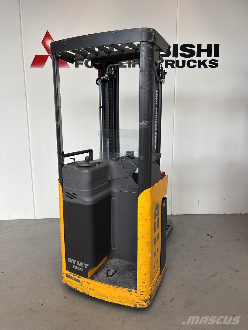 Atlet A160 Самохідні електроштабелери