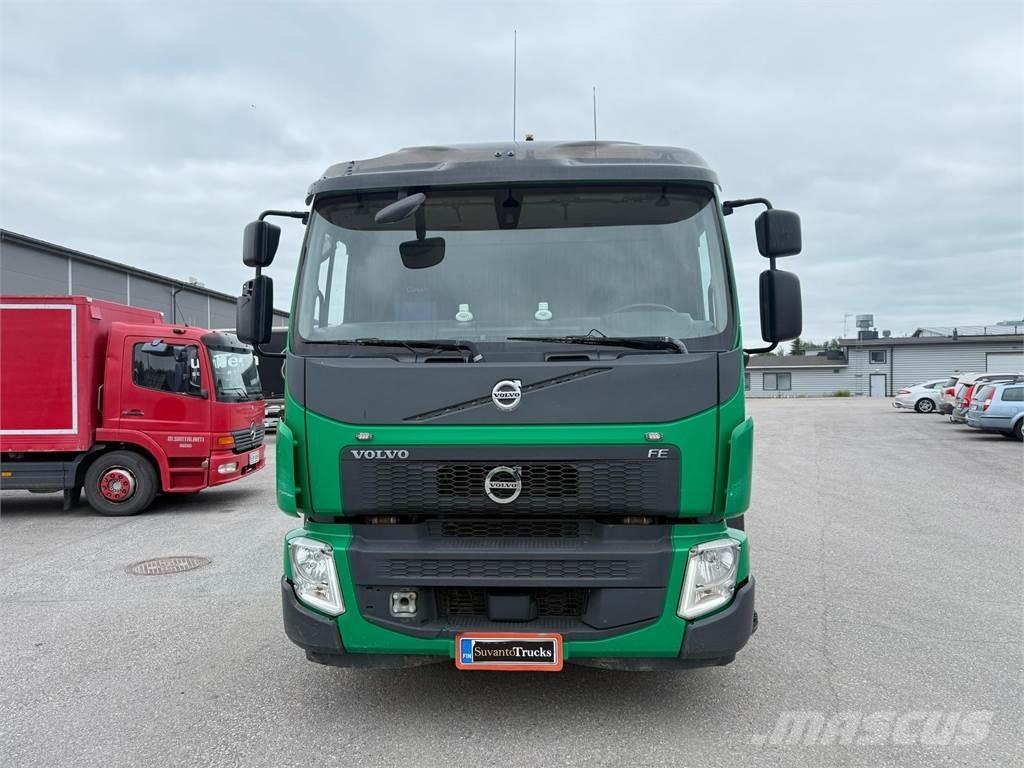 Volvo FE320 6x2*4 Вантажівки з гаковим підйомом