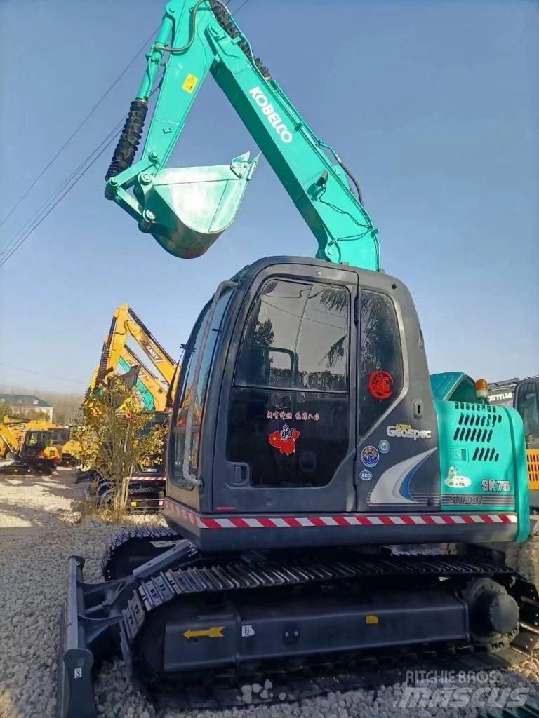 Kobelco SK 75 Середні екскаватори 7т. - 12т.