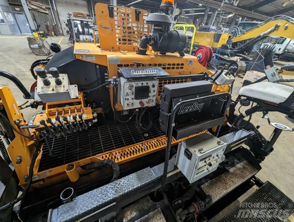 LeeBoy 8510E Асфальтовкладачі