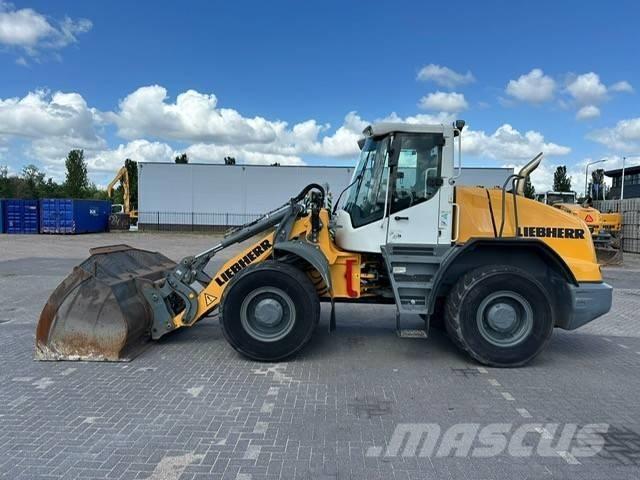 Liebherr L 538 Фронтальні навантажувачі