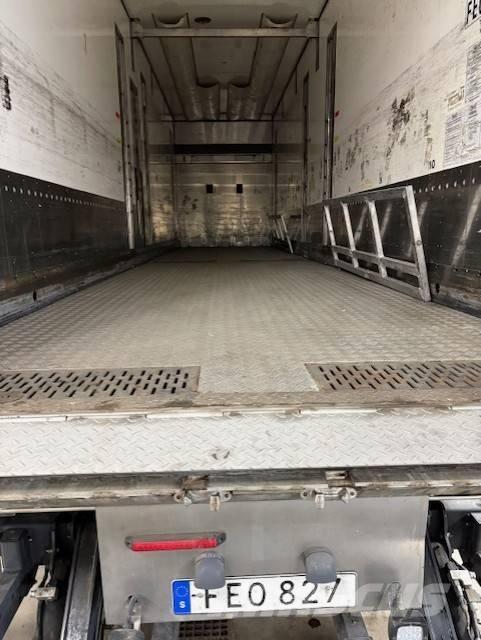 VAK V 5-40 Причепи-рефрижератори