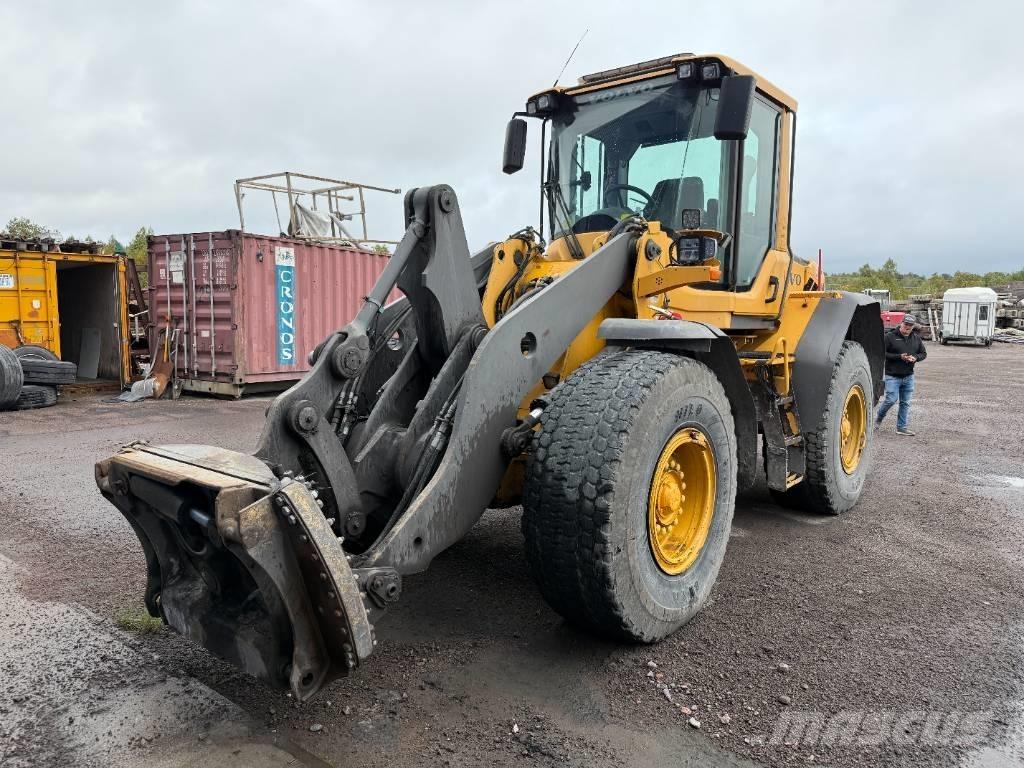 Volvo L70F Фронтальні навантажувачі