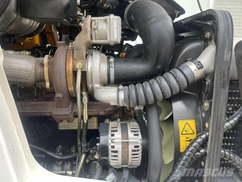 JCB 3 CX    2019 Екскаватори-навантажувачі